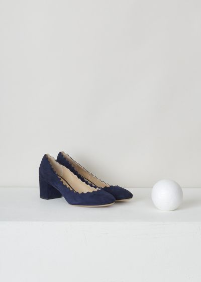 Chloé Navy blue pumps with scalloped topline