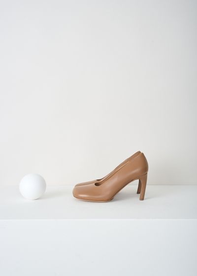 Dries van Noten Camel brown leather pumps photo 2