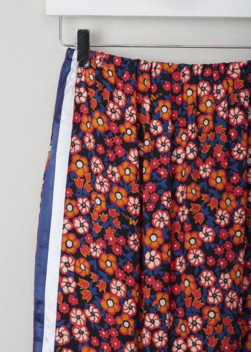 Marni Shades of red, pink and orange floral pencil skirt