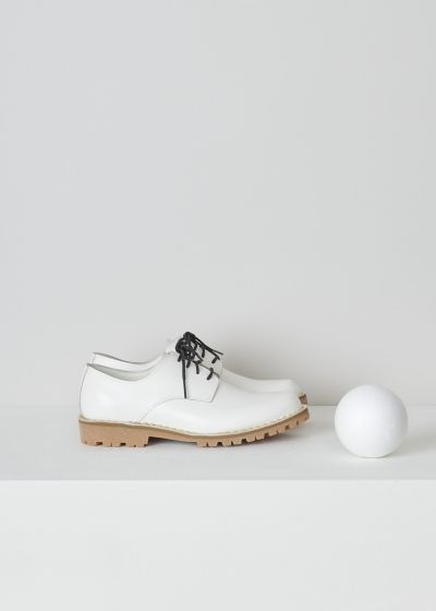 Sofie d’Hoore White derby shoes with black laces photo 2