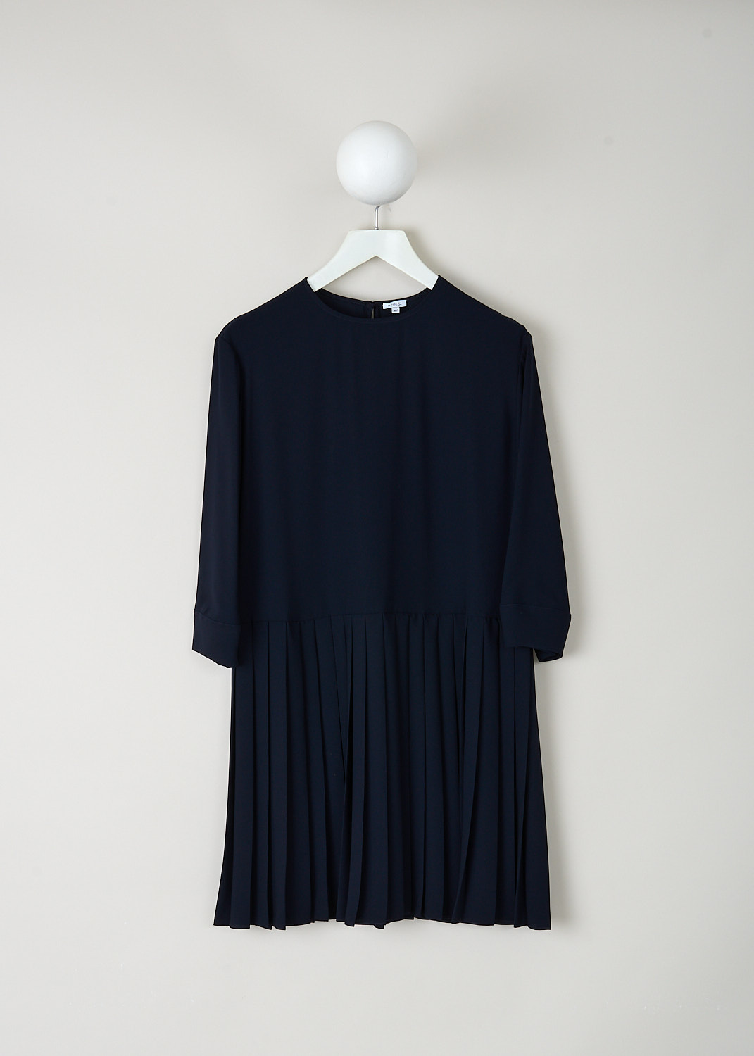 Aspesi navy blue mini dress with round neckline, long sleeves and pleated skirt, designer womenswear at Kiki’s Stocksale Maastricht