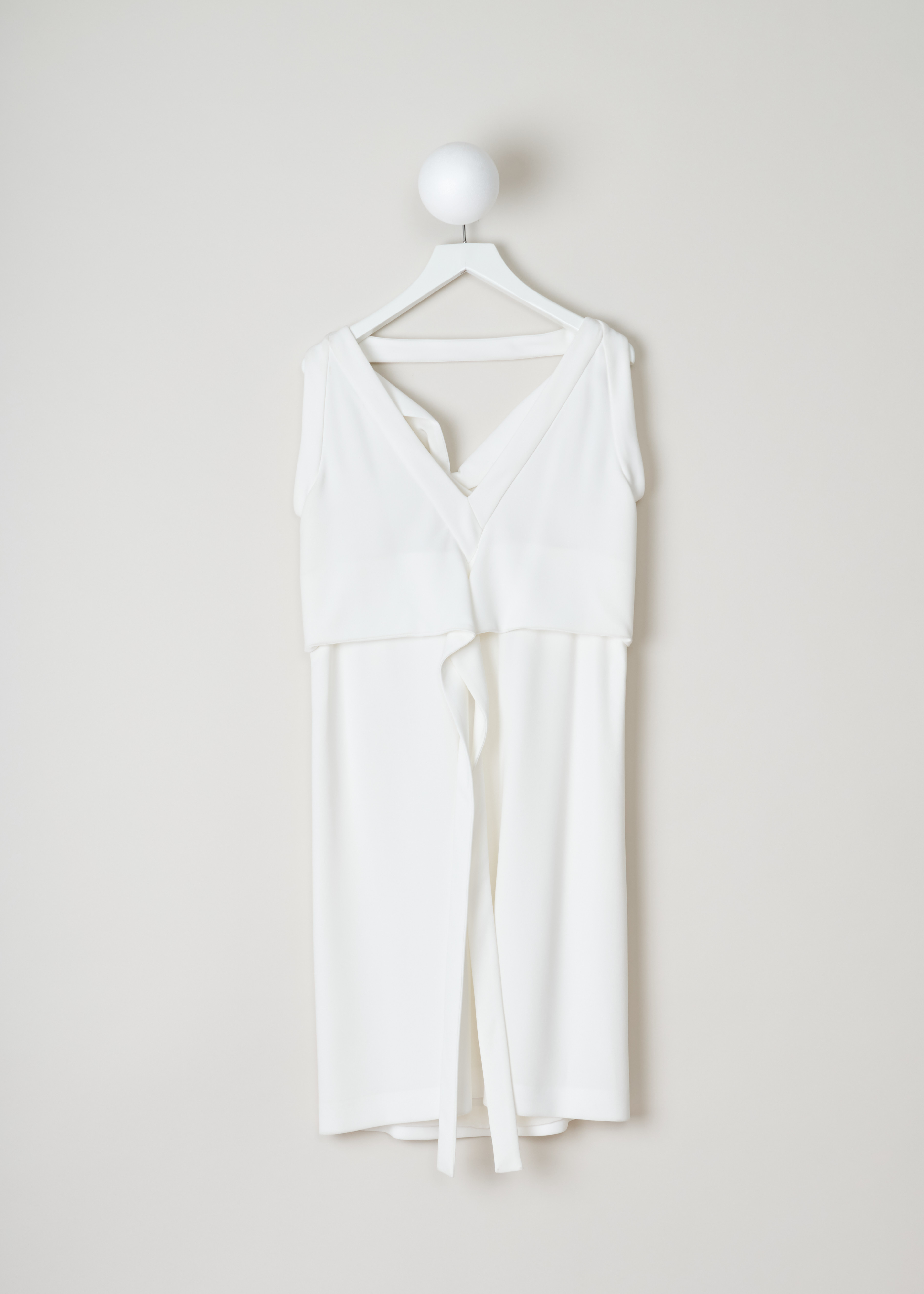 Balenciaga, Shift dress with an cowl neckline, 293704_TBDI6_9800_white, white, back. Shift dress with a draped neckline plus ribbon on the front and an open back. Furthermore a decorative ribbon can be found on the back, which either can be tied on the back, or wrapped around to the front and tied there. Concealed pockets can be found on the front. 