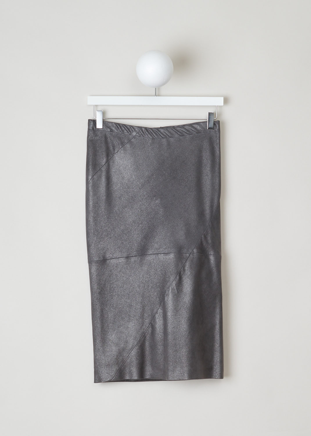 Brunello Cucinelli, Silver grey leather pencil skirt, M0NP0G2738_C079, grey, front, Silver grey leather skirt. This long pencil skirt falls just below the knees. The leather has a stretch and has a light silver sparkle. The leather patches are sewn together diagonally for a unique look. This model has no closure and has an elastic waistband.