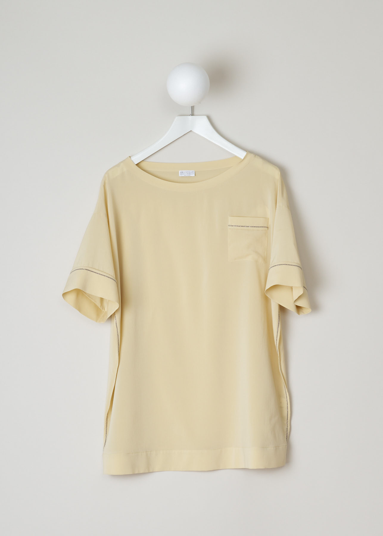 Brunello Cucinelli, 
Silk boxy t-shirt,
M0S28B7108_CF013,front,Oversized fluid silk crepe de Chine t-shirt top. With monili sparkle detail on the left pocket, short sleeves and side seams.