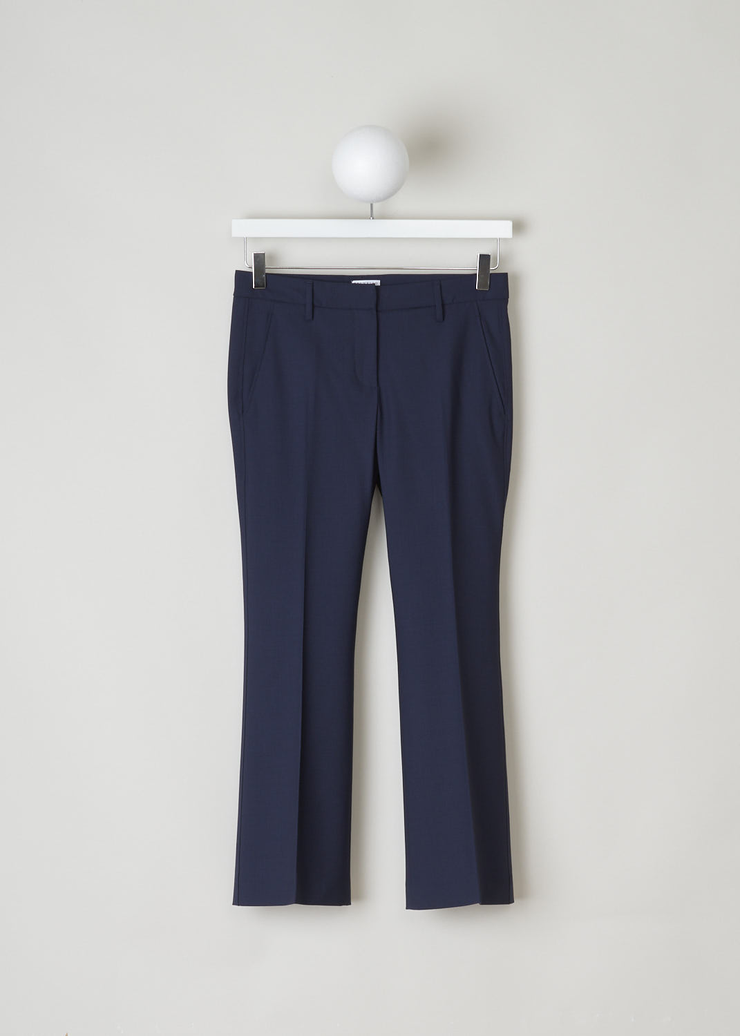 Brunello Cucinelli, Navy blue straight-leg pants, M0W07P1951_C2831, Blue, Front, These navy blue low-cut pants have a waistband with belt loops and a concealed claps and zip closure. Slanted pockets can be found in the front and welt pockets in the back. These pants have straight cropped pant legs. 
