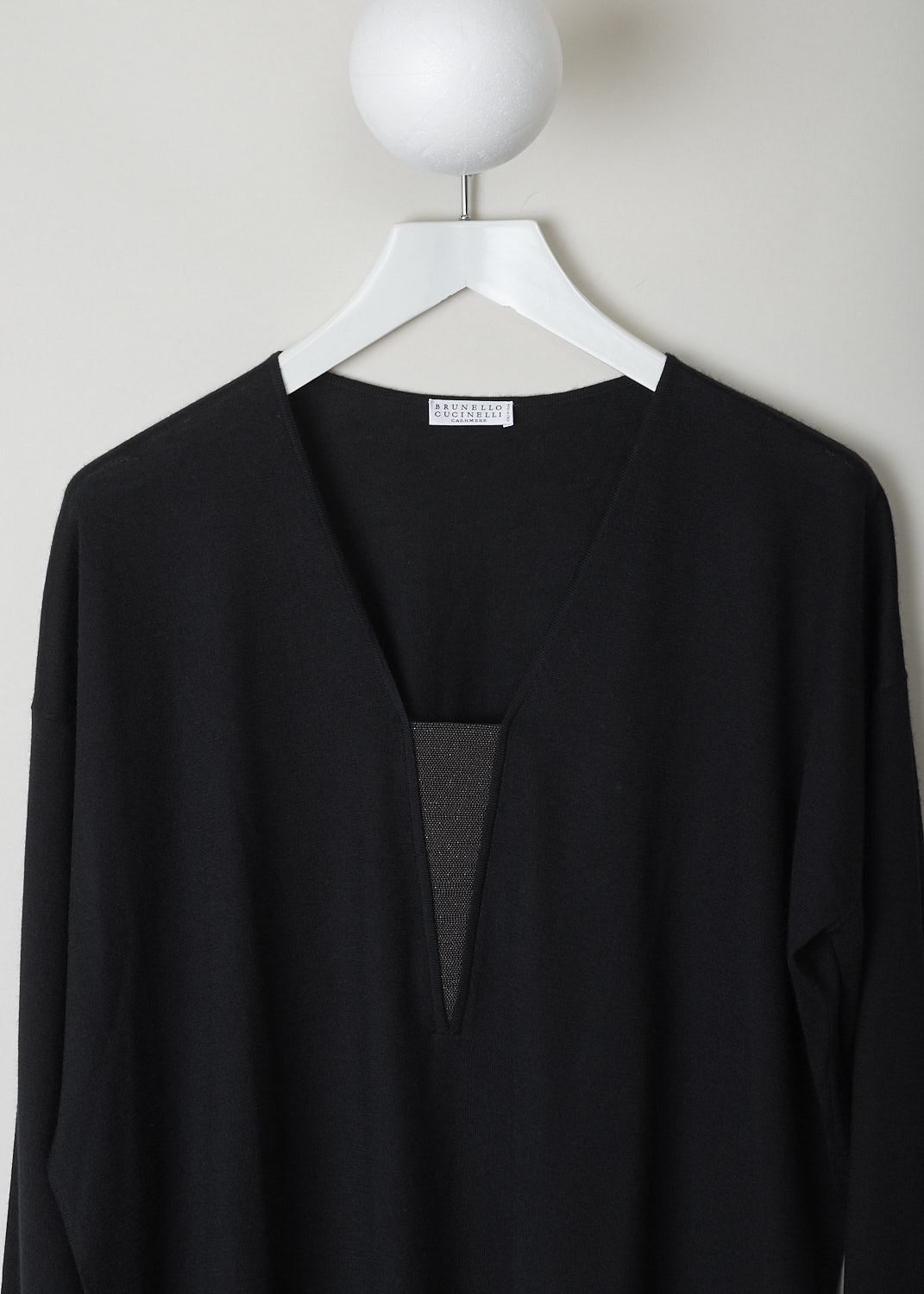BRUNELLO CUCINELLI, LONG SLEEVE BEADED V-NECK TOP, M13865802_C101, Black, Detail, This black long sleeve top is made with a lightweight cashmere blend. The top has a V-neckline that is decorated with the brand's signature monili beads. The cuffs and the hemline have a ribbed finish. 
