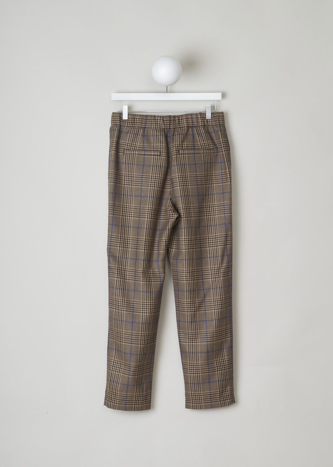 BRUNELLO CUCINELLI, WOOL CHECKED PANTS WITH BLUE THREADING, MA111P6823_C2373, Brown, Back, These brown checkered wool trousers feature an elasticated waistband with a built-in belt in the same checkered fabric. The belt has a black rectangular clasp. These trousers have slanted pockets and a pleated front and slightly tapered pant legs. In the back, two welt pockets can be found. 
