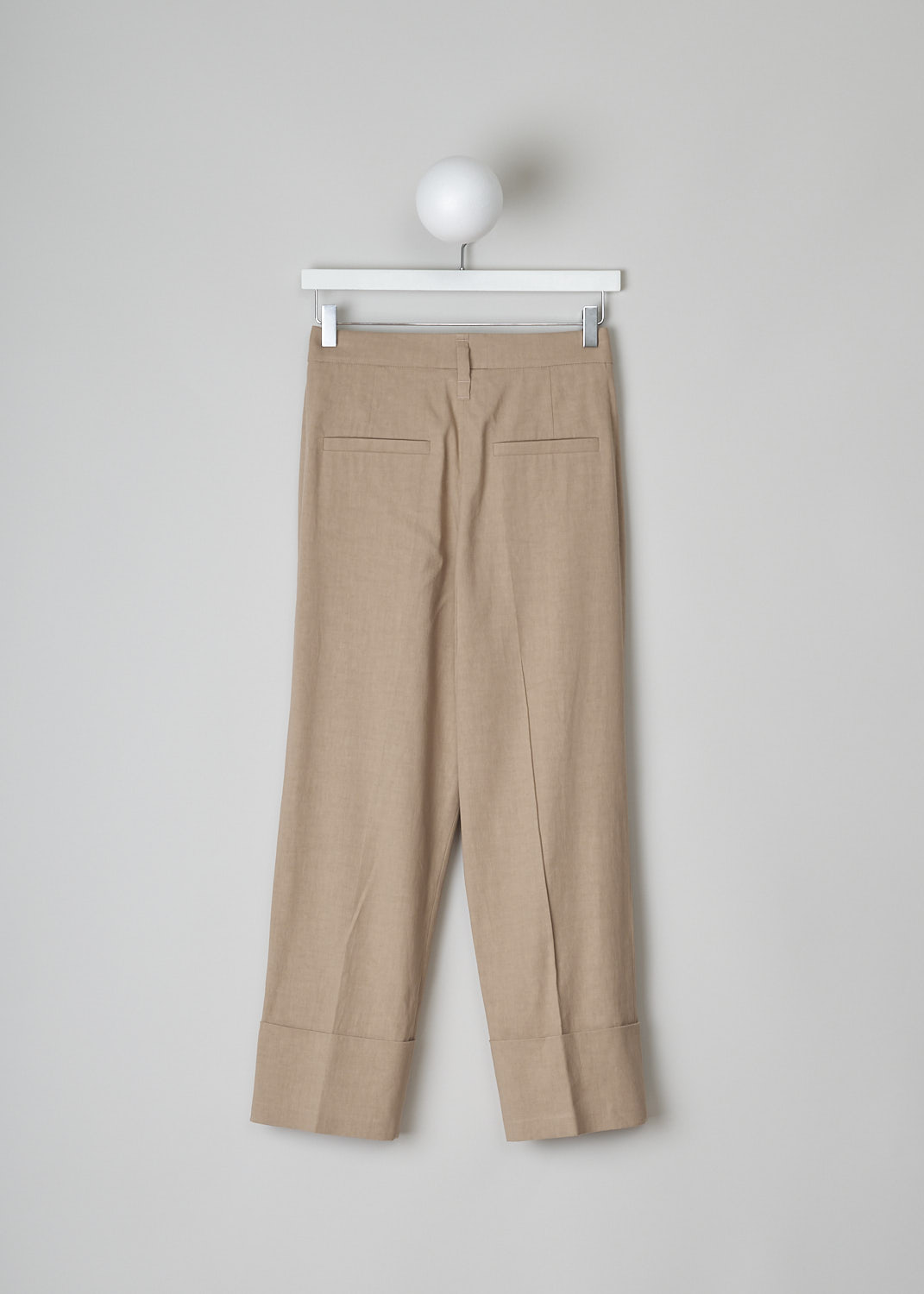 BRUNELLO CUCINELLI, DUSKY PINK LINEN-BLEND PANTS, MF591P7231_C7914, Pink, Back, These dusky pink linen-blend pants have a waistband with belt loops and a concealed clasp and zip closure. The pants have tapered pant legs with pressed centre creases and a broad folded hem. These pants have slanted pockets in the front and welt pockets in the back.

