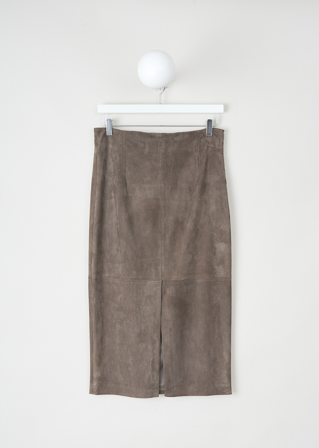 Brunello Cucinelli, Brown suede skirt, M0W30G3131_C8212, Brown, Front, This paneled brown suede pencil skirt has a concealed side zip. In the front, the skirt has a centre slit. 
