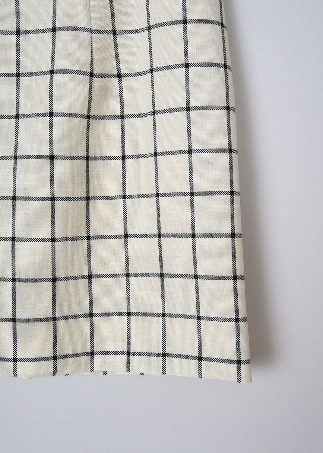 MARNI, WOOL CHECK MINI SKIRT IN STONE WHITE, GOMA0553U0_UTWA01_CHW03, White, Print, Detail, This fitted wool check mini skirt in Stone White has a concealed side zip. The skirt is high-waisted with a straight hemline and is fully lined. 
