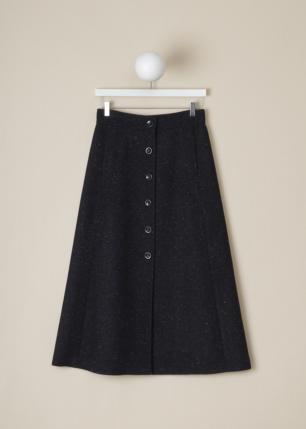 CHLOÃ‰, SPECKLED A-LINE SKIRT, CHC22AJU461654D2_ANTHRACITE_BLUE, Blue, Print, Grey, Front, This maxi A-line skirt has an anthracite blue base color with multicolored speckles throughout. The skirt has a front button closure. The skirt has slanted pockets. ,
