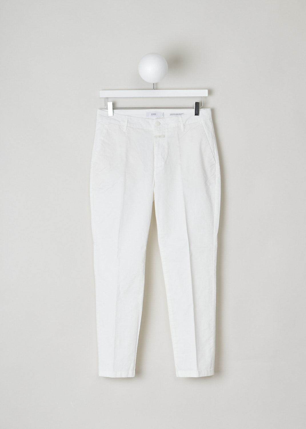 Closed, White flat front Jack pants, JACK_C91012_30D_20_218, White, Front, These white flat front Jack pants feature a regular length, two forward slanted pockets in the front and two welt pockets in the back.
