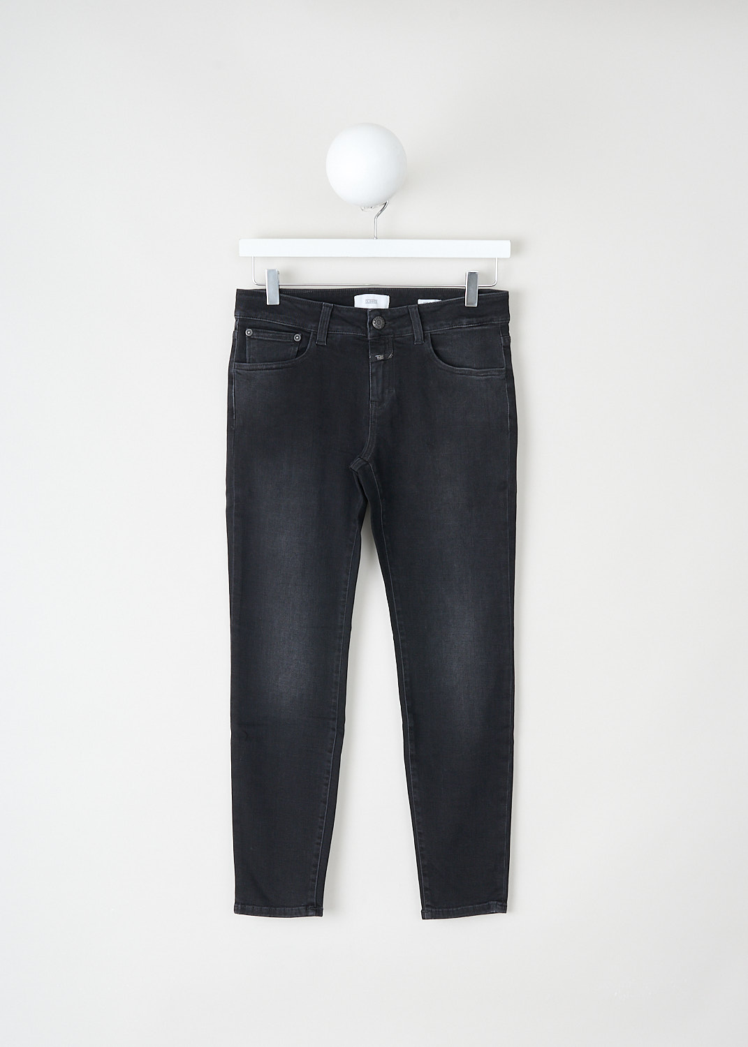 Closed, Black Baker jeans, BAKER_C91833_03Z2B_BLUE_BLACK, Black, Front, These black mid-waist slim-fit Baker jeans have cropped pant legs, a button-and-zip closure and the traditional 5 pockets.
