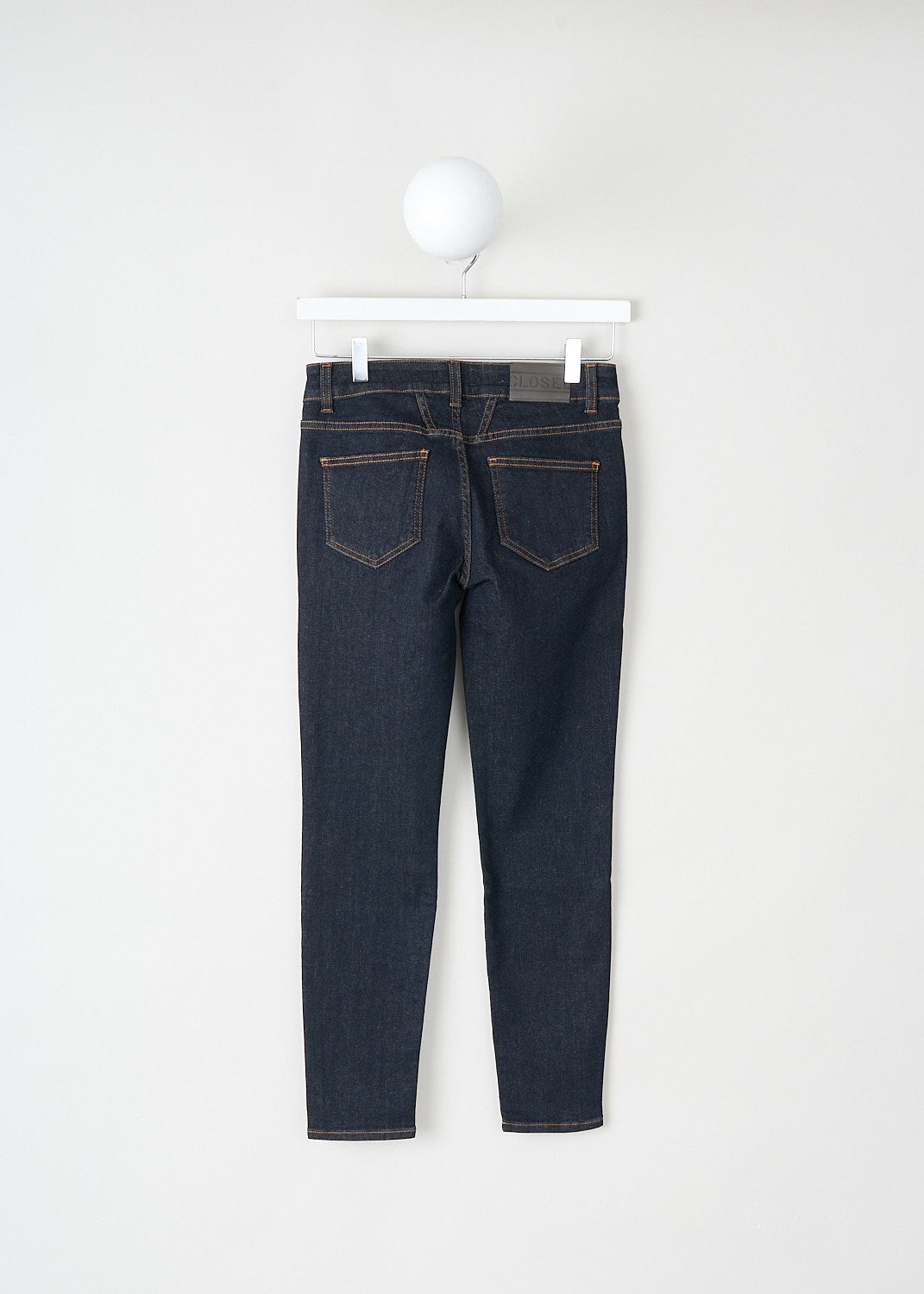 Closed, Dark blue baker jeans, BAKER_C91833_0462C_DARK_BLUE, Blue, Back, These dark blue mid-waist slim-fit jeans have cropped pant legs. These jeans have a button-and-zip closure and the traditional 5 pockets.
