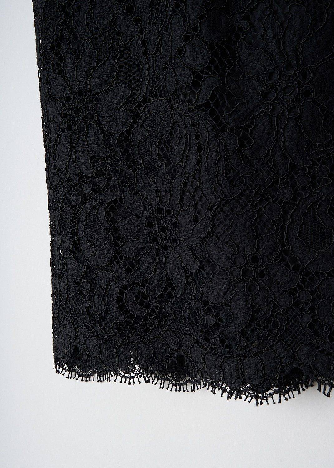 Dolce & Gabbana, Black lace pencil skirt, F4X79T_FLM96_N0000, Black, Detail, This black lace pencil skirt has a concealed zip closure in the back.
