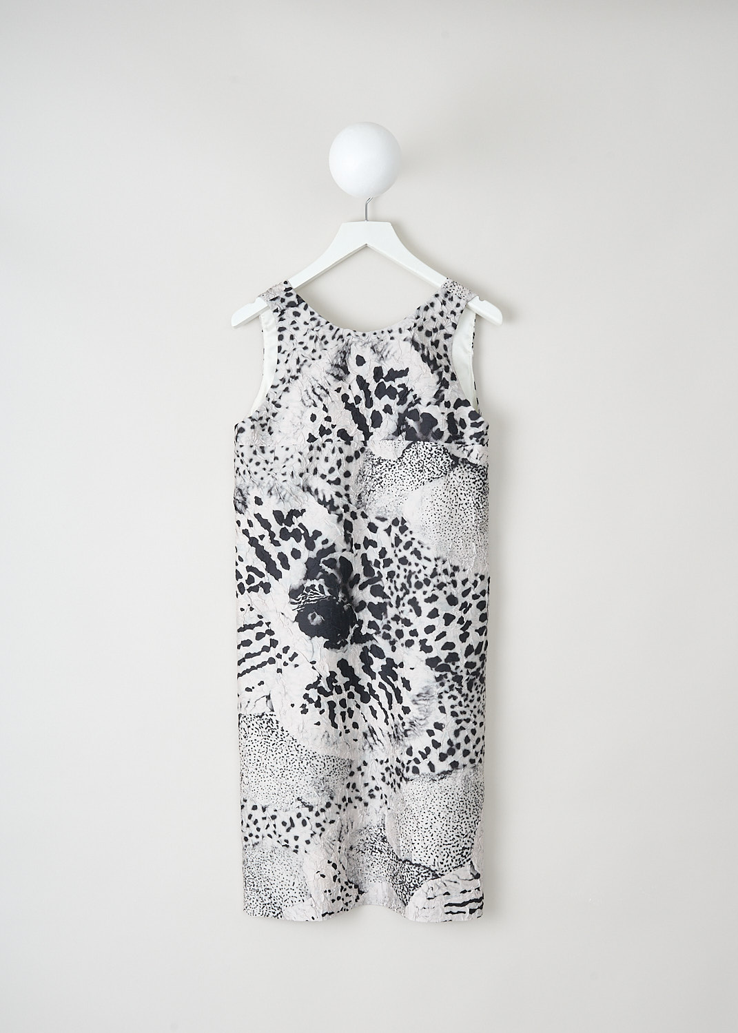 Dries van Noten, Debis dress in black-and-white print, DEBIS_CR_1040_WW_DRESS_900_BLACK, White, Black, Print, Back, This sleeveless Debis dress is made in a black-and-white print with a crinkle-finish. The slip-on dress has a scoop neckline. 
