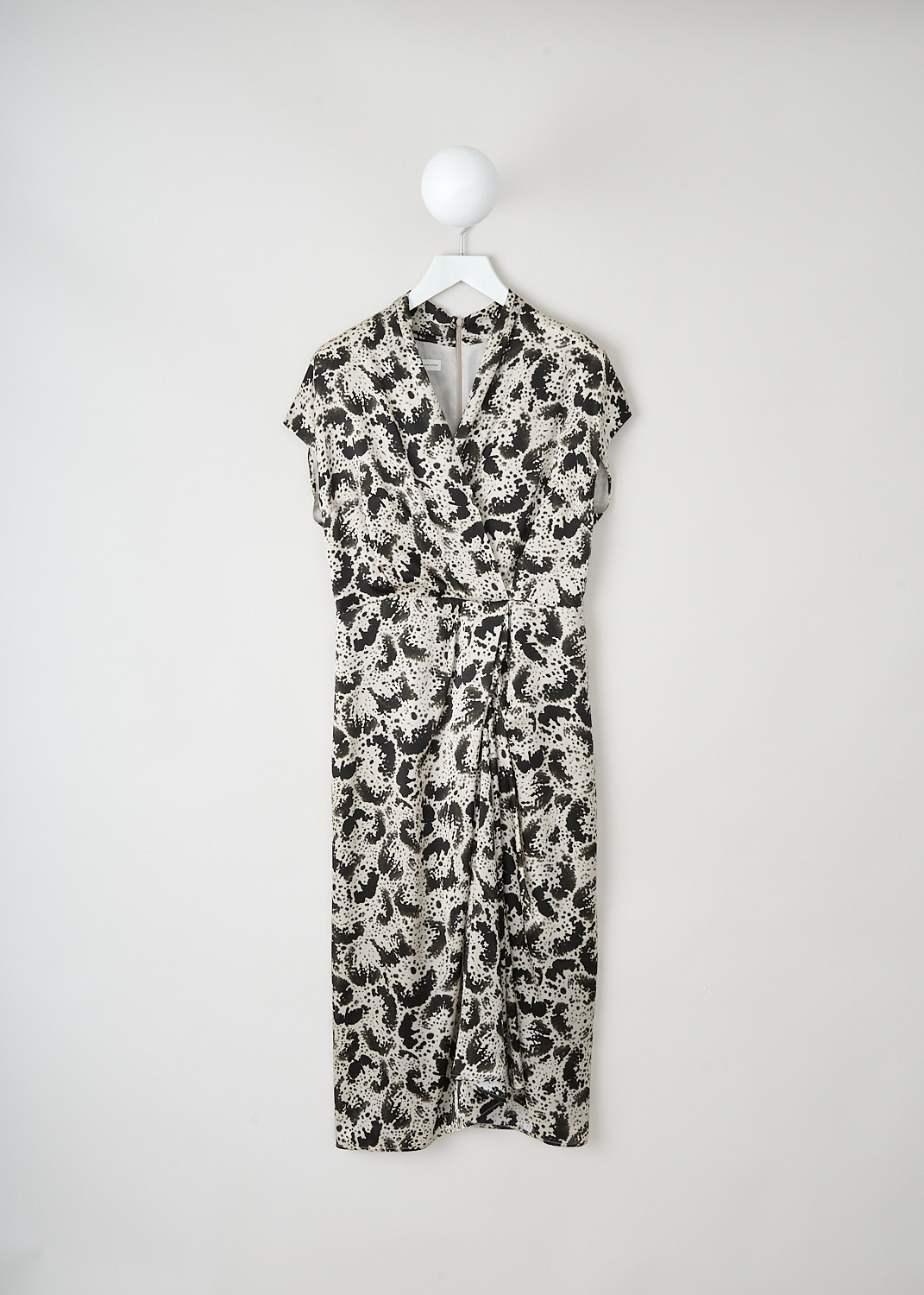 Dries van Noten, Dilan dress in black-and-beige print, DILIAN_1163_WW_DRESS_900_BLACK, Black, Beige, Print, Front, This mid-length printed Dilan dress has a V-neckline and short cap sleeves. The dress is cinched at the waist. In the back, a concealed centre zip functions as the closure.
