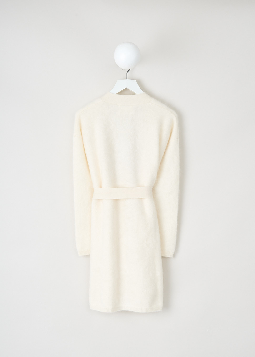 Lisa Yang, Brushed cashmere Amina cardigan in Cream, 2024503_AMINA_CARDIGAN_COAT_CREAM_BRUSHED, White, Back, This long brushed cashmere Amina cardigan in the color Cream has long sleeves, a V-neckline and a concealed front button closure. The cardigan has a matching belt to cinch in the waist.
