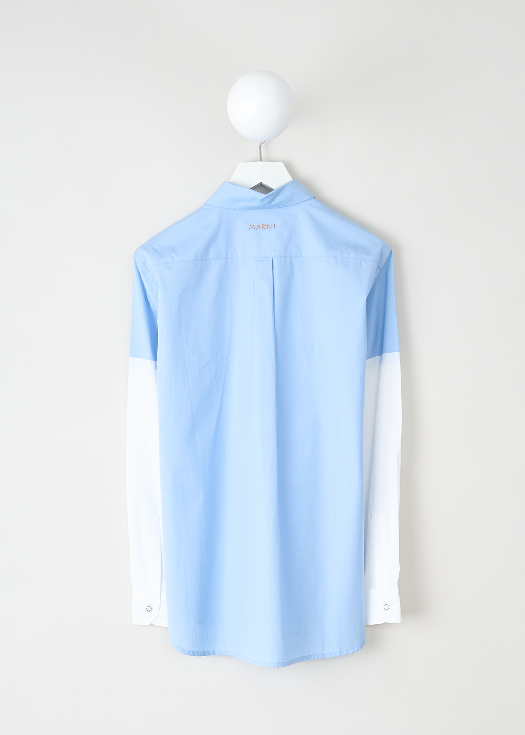 Marni, Blue shirt with contrasting sleeves, CAMA0544QX_UTC223_00B50, Blue, White, Back, This bi-color blouse has a classic collar and a front button closure. The long contrasting white sleeves have buttoned cuffs. in the front, the blouse has a single breast pocket. The brand's logo can be found embroidered on the back of the neck.
