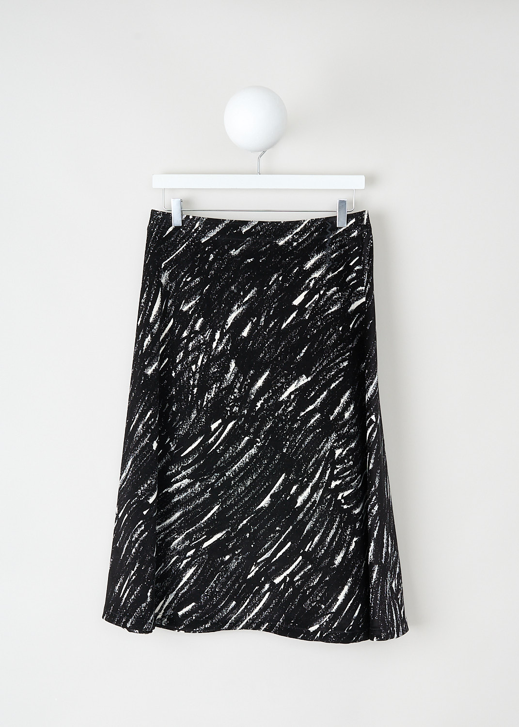 Marni, Black-and-white print A-line skirt, GOJD0679S0_UTC432_CRN99, Black, White, Print, Front, This black-and-white print flocked cotton-blend skirt has a concealed centre zip in the back. The skirt is high-waisted and has an A-line silhouette.
