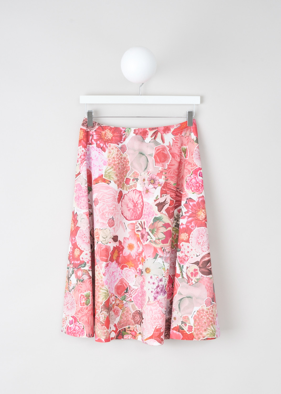 Marni, Pink floral poplin midi skirt, GOMA0527A0_UTC377_REC14, Pink, Print, Front, This pink floral poplin midi skirt has an A-line silhouette with a straight hemline. In the back, a concealed centre zip functions as the closure. 
