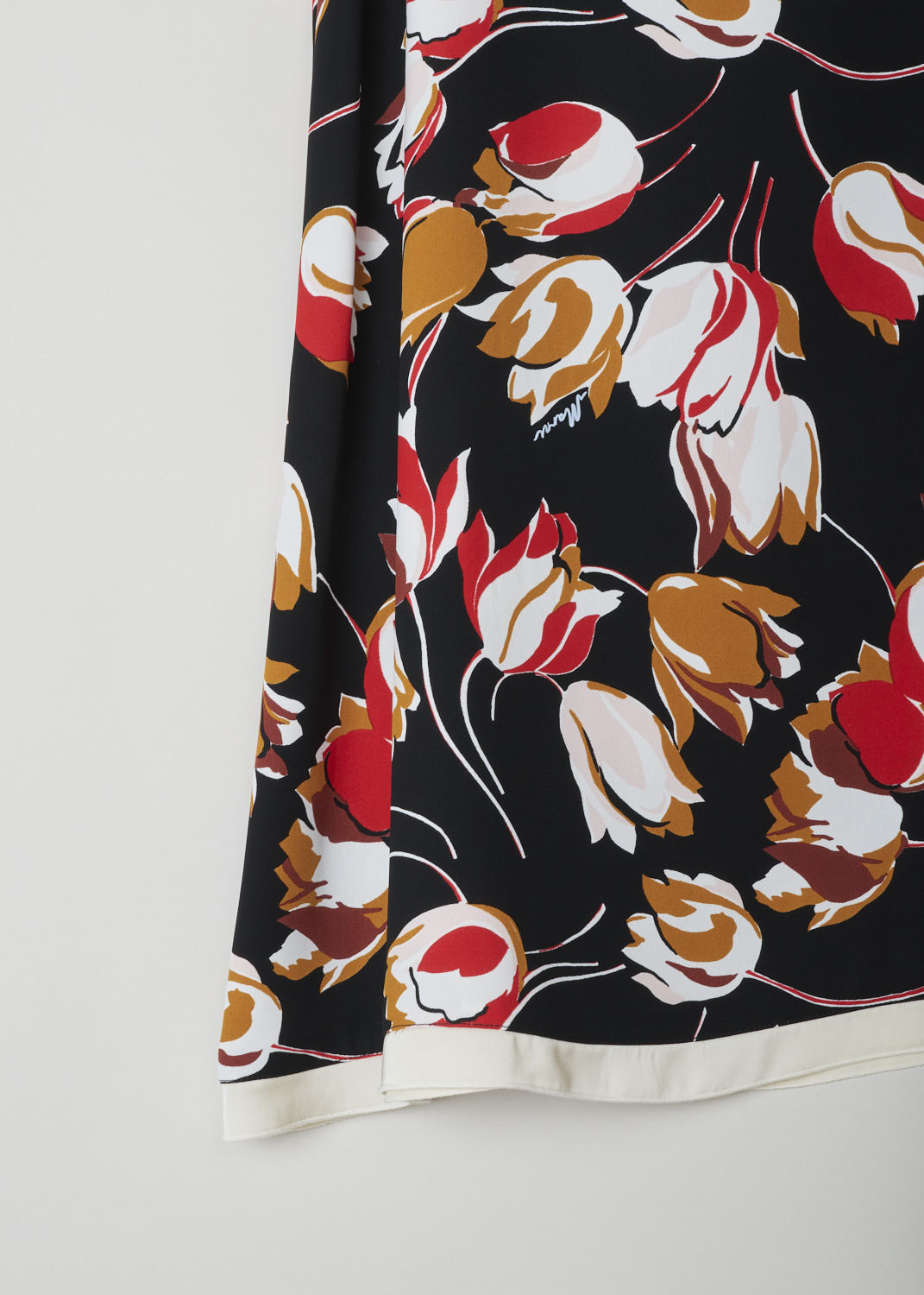 MARNI, BLACK A-LINE SKIRT WITH RED FLORAL PRINT, GOMA0042Q0_UTV844_WIIN99, Black, Print, Detail, This black A-line skirt has a floral print in shades of reds and browns. A concealed side zip functions as the closing option. The skirt has a white satin hemline.  
