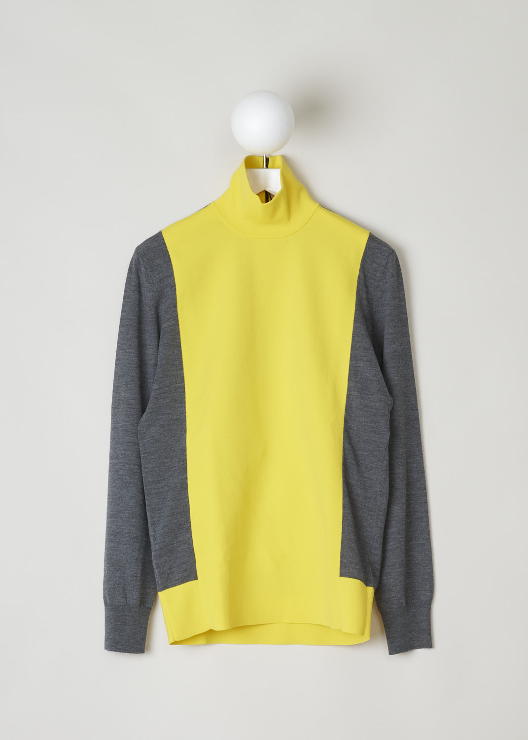PLAN C, TWO-TONE TURTLENECK SWEATER, DVCMC51KG0_FW003_Z3050, Yellow, Grey, Front, Beautiful two-toned turtleneck. The long sleeves and back are grey and the front and neck are bright yellow. In the back of the neck, a concealed zipper can be found.