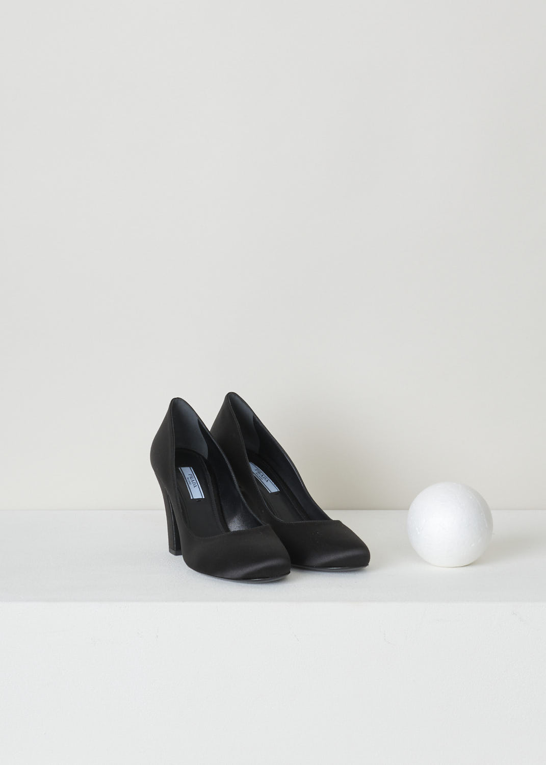 PRADA, BLACK SATIN PUMPS, 1I840L_RASO_F0002_NERO, Black, Front, Classic black pumps with a satin look. This model features a rounded toe box and a sturdy block heel.

Heel height: 8 cm / 3.14 inch.
