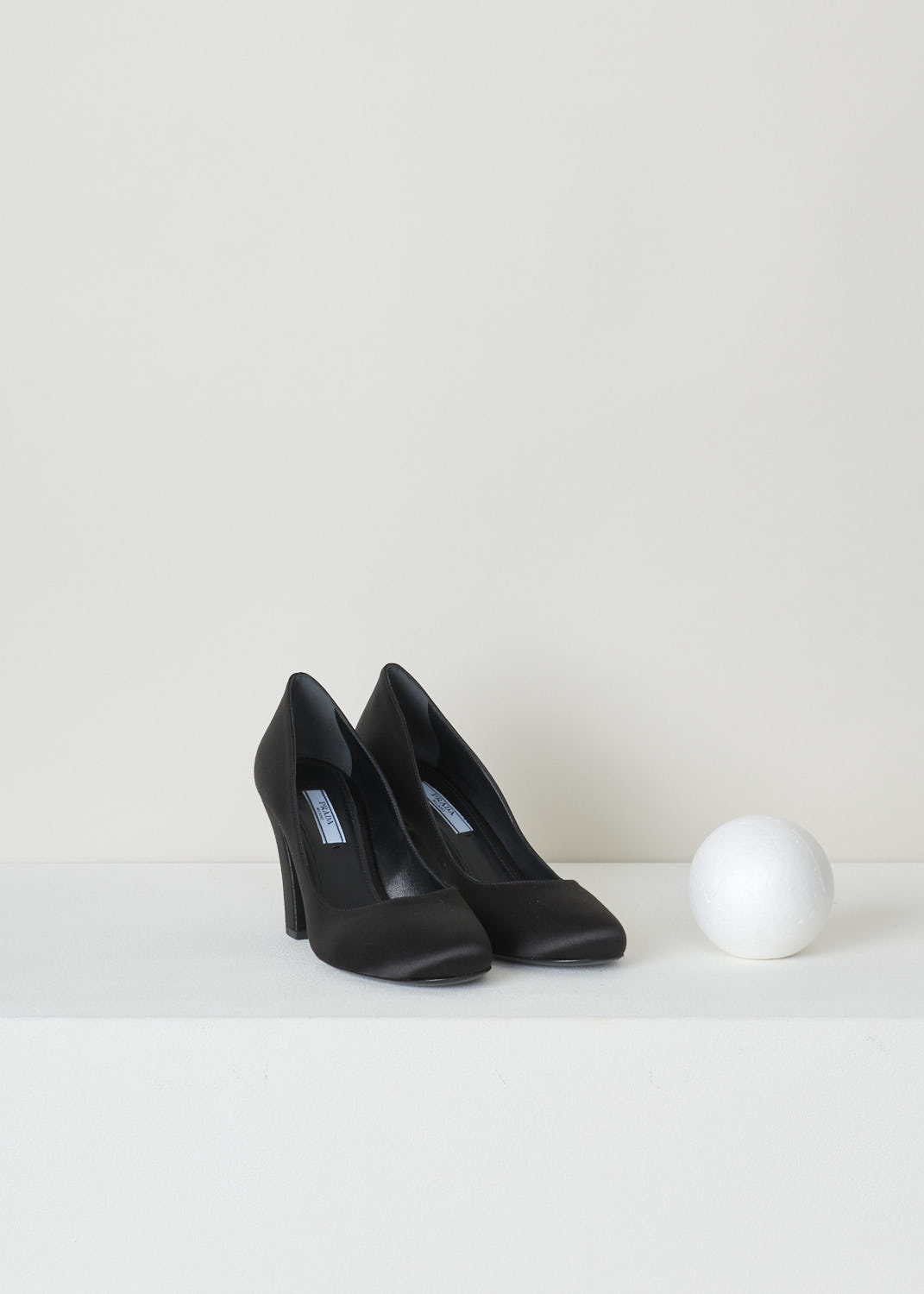 PRADA, BLACK SATIN PUMPS, 1I840L_RASO_F0002_NERO, Black, Front, Classic black pumps with a satin look. This model features a rounded toe box and a sturdy block heel.

Heel height: 8 cm / 3.14 inch.
