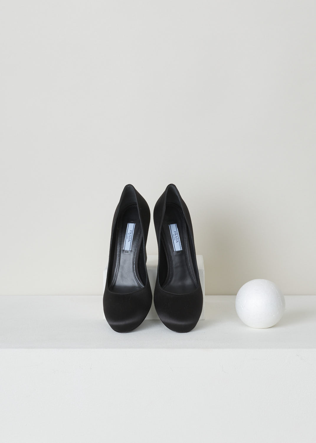 PRADA, BLACK SATIN PUMPS, 1I840L_RASO_F0002_NERO, Black, Top, Classic black pumps with a satin look. This model features a rounded toe box and a sturdy block heel.

Heel height: 8 cm / 3.14 inch.
