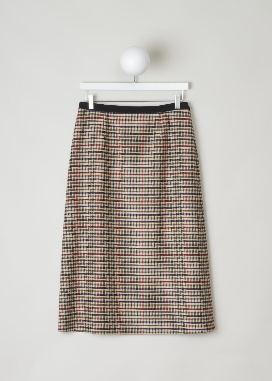 PRADA, CHECKED A-LINE MIDI SKIRT, PANNO_FANTASIA_P184R_1XF9_BLEU, Red, Brown, Print, Front, Beautiful argyle midi skirt in browns and reds. This A-line skirt has a contrasting black trim along the waist. That same trim can be found in the back, decorating the patch pocket. Also on the patch pocket, a triangle Prada logo can be found in leather. This skirt has a concealed zipper closure in the side seam. In the back, a centre slit can be found.