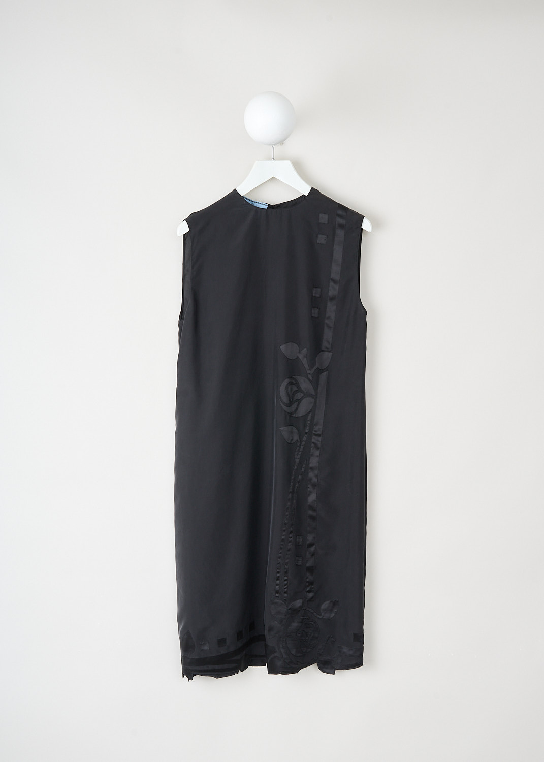 Prada Black silk midi dress with floral print at luxury outlet Kiki's Stocksale