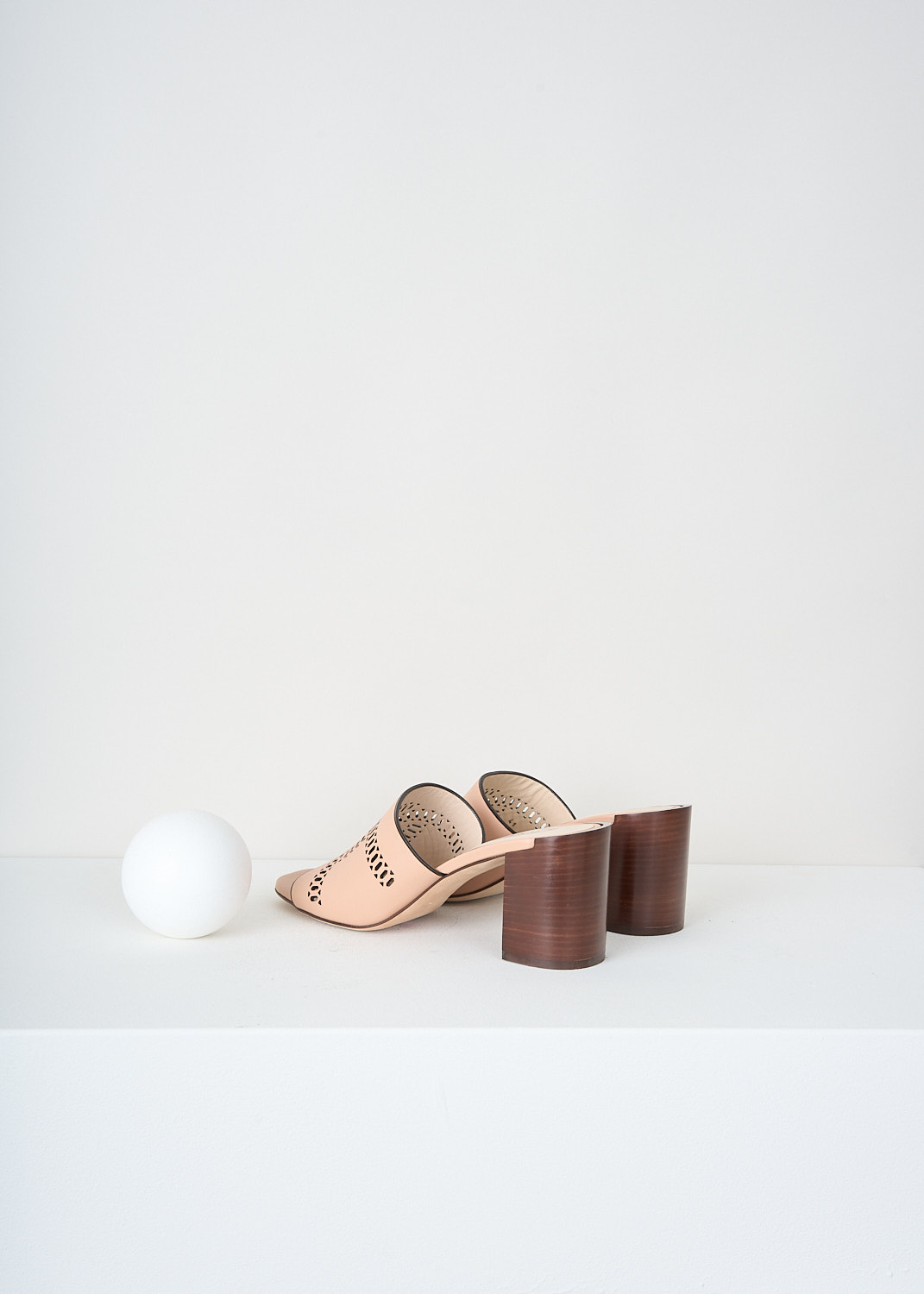 Tod's, Beige open-toe mules, XXW02L0HZ80_MID_M033, Beige, Back, These beige open-toe mules have a broad strap with a laser-cut pattern. These mules have a stacked brown block heel.
