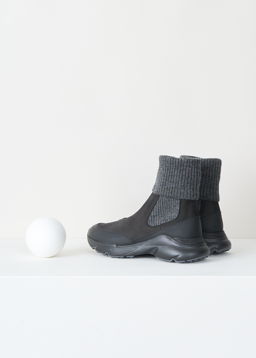 Statement designer leather boots by Tod's at Kiki's Stocksale Maastricht