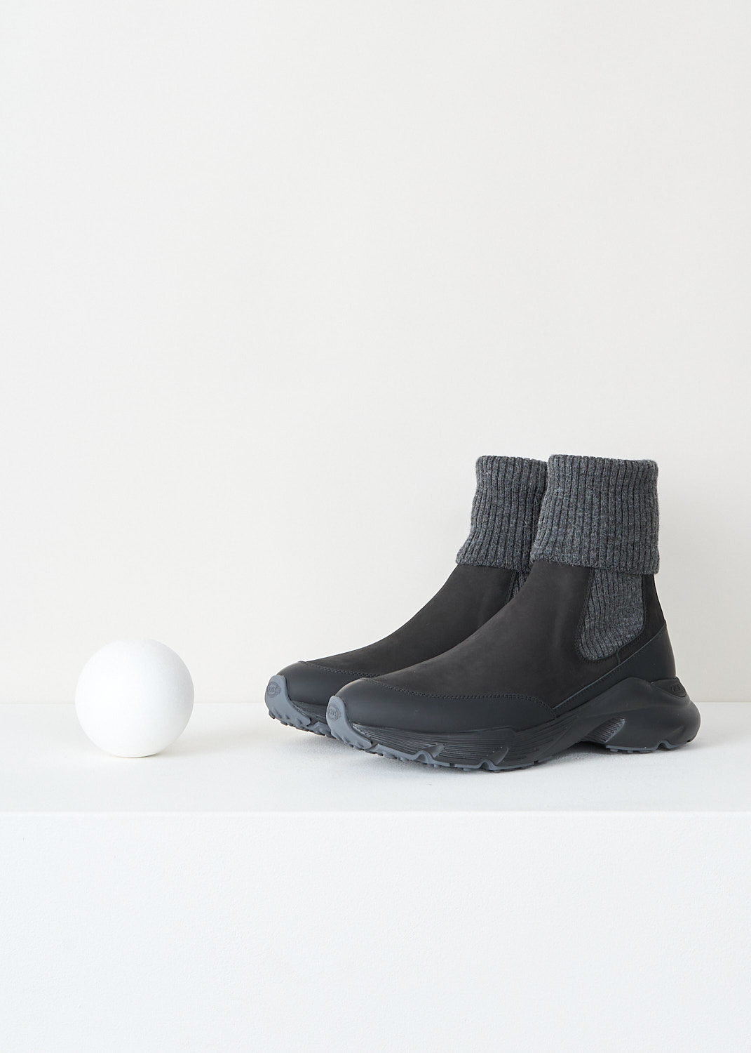 Statement designer leather boots by Tod's at Kiki's Stocksale Maastricht