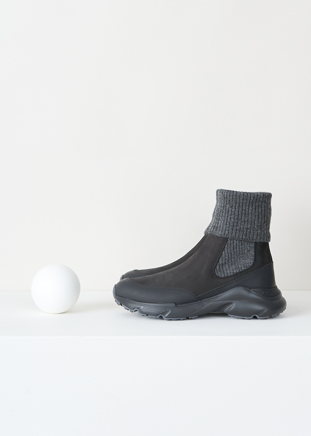 Statement designer leather boots by Tod's at Kiki's Stocksale Maastricht