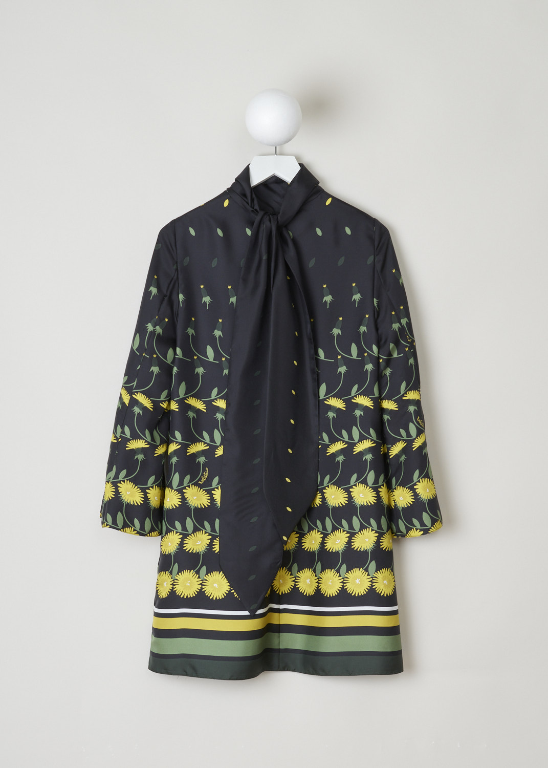 Valentino, Dandelion-print midi dress, TB3VAQI6558_EE6, Black, Print, Yellow, Back, This dress has a black base color with a green and yellow Dandelion-print. The dress has three-quarter sleeves and a high neckline with a pussy-bow detail in the back. Slanted pockets are concealed in the side seams. The dress has a straight hemline. 
