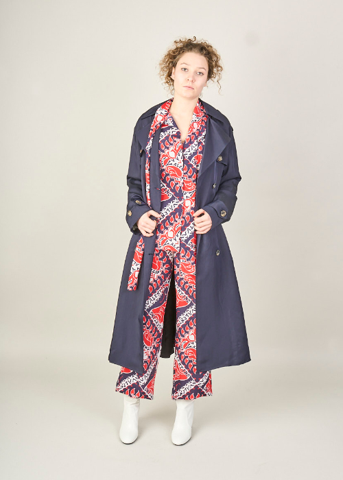 VALENTINO, BOLD PRINTED TIE DETAIL BLOUSE, 1B3AB3Y27AP_01N, Print, Red, Blue, Back, This bold printed silk blouse has a collar with a self tie detail. The blouse has a concealed front button closure and buttoned cuffs. The hemline is straight. 
